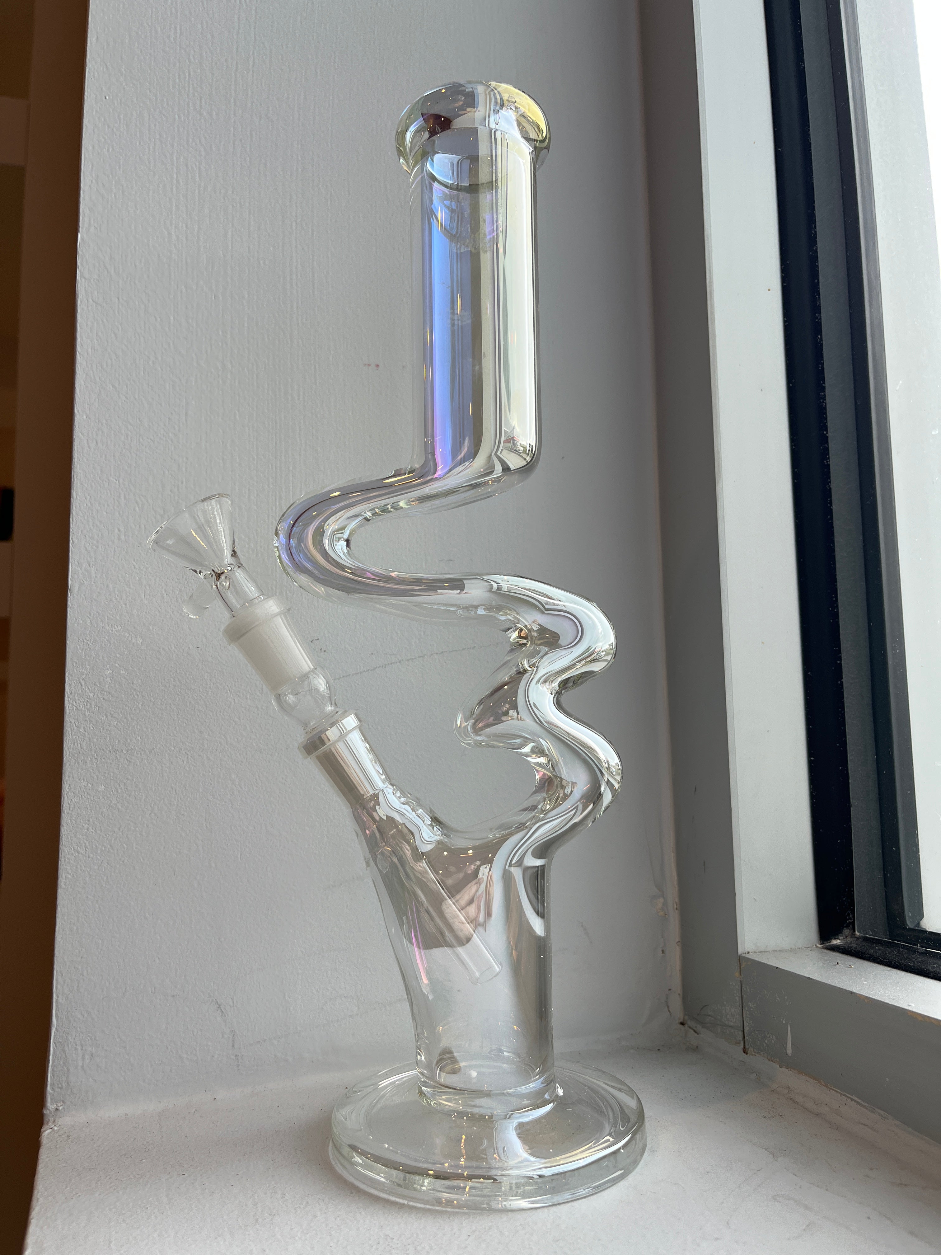 The Great Wave Water Pipe - Horny Stoner Horny Stoner Pipe